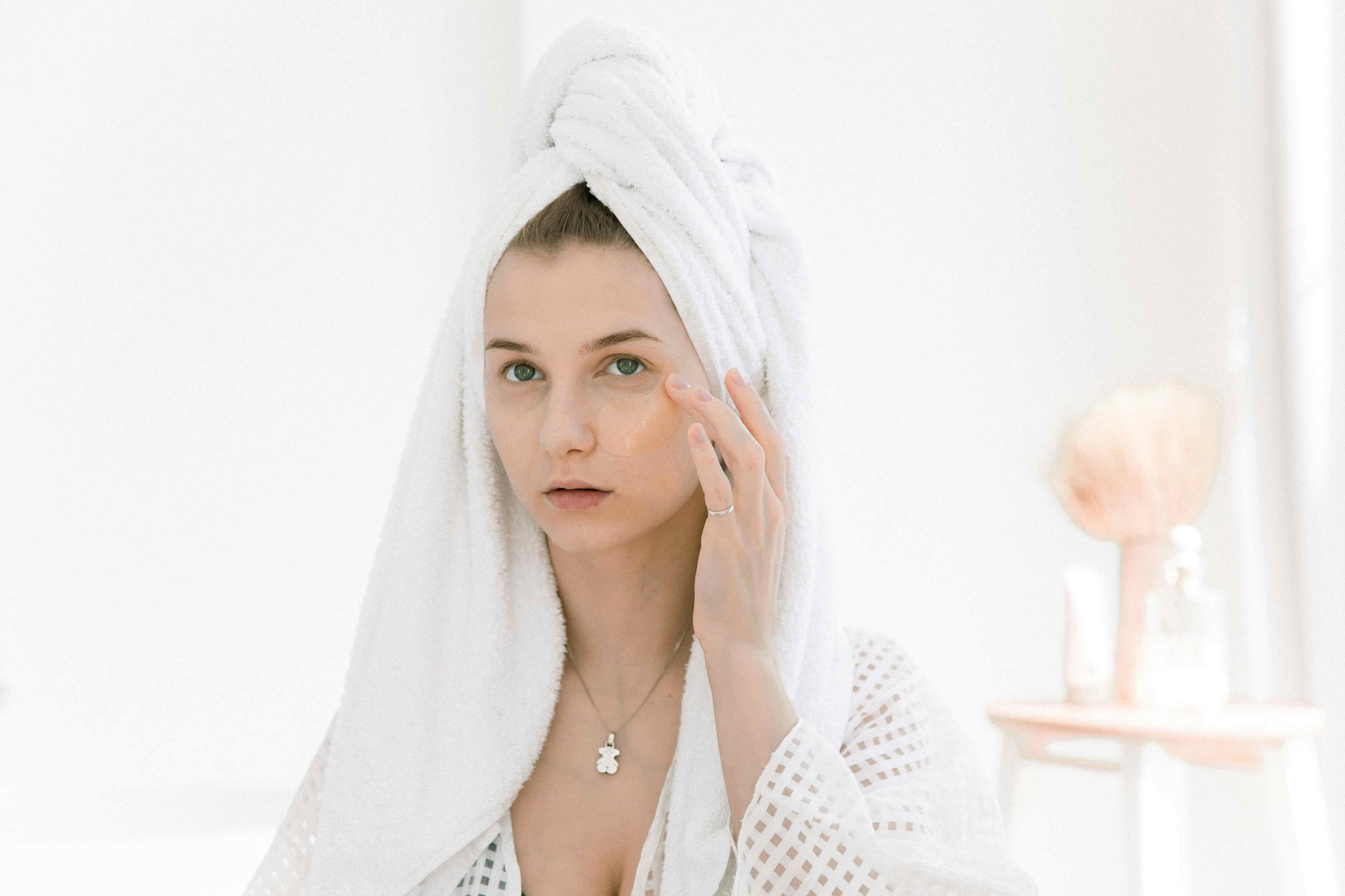 Glowing Skin Banner